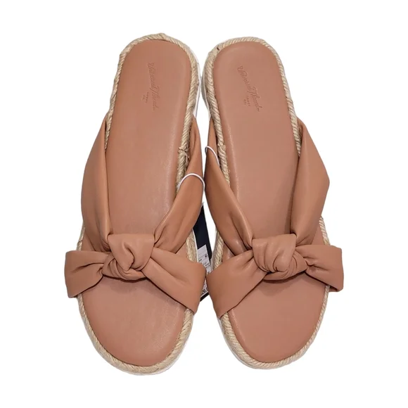 Universal Thread Warm Tan Dena Knotted Slip On Faux Leather Sandals Size 9 NWT - Picture 4 of 11
